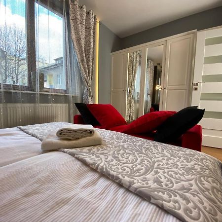 P&J Luxury Apartments Красков Екстериор снимка