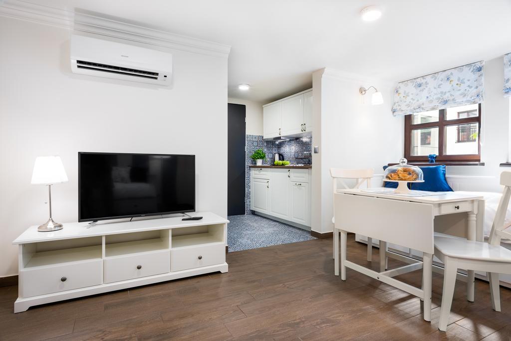 P&J Luxury Apartments Красков Екстериор снимка