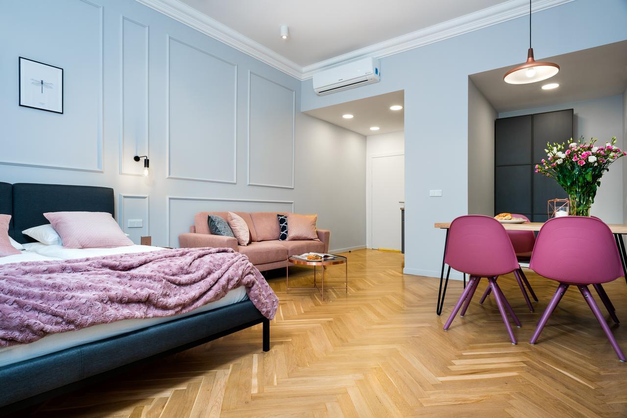 P&J Luxury Apartments Красков Екстериор снимка