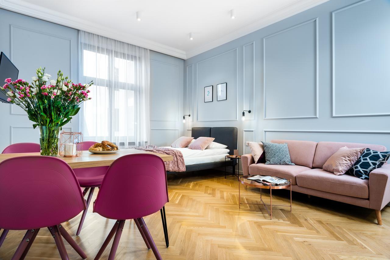 P&J Luxury Apartments Красков Екстериор снимка