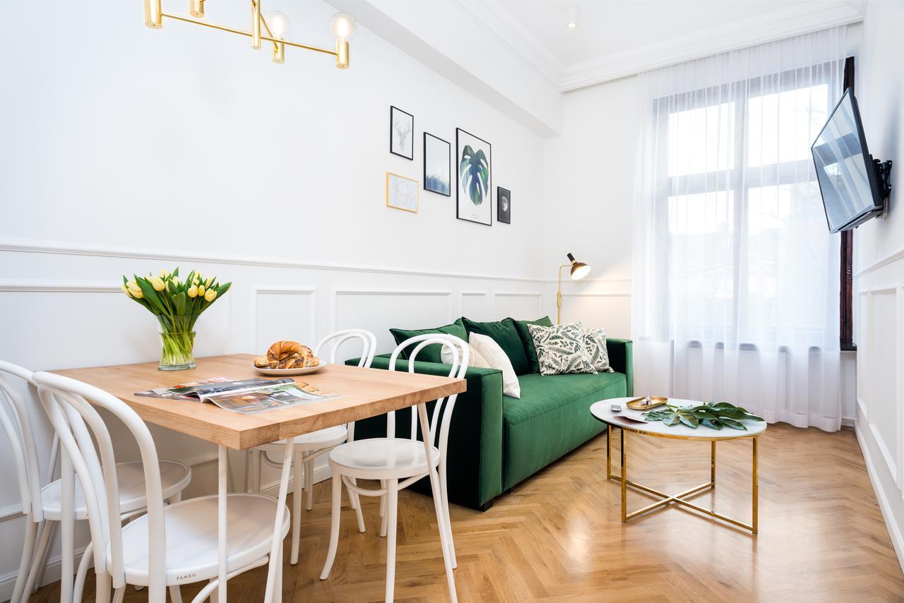 P&J Luxury Apartments Красков Екстериор снимка