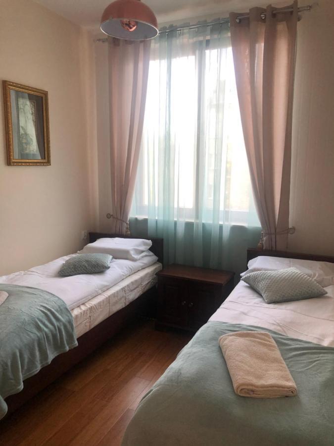 P&J Luxury Apartments Красков Екстериор снимка