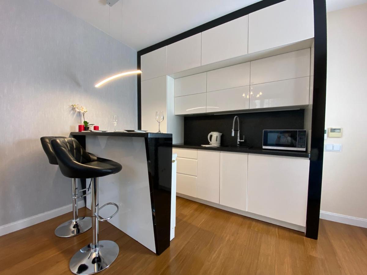 P&J Luxury Apartments Красков Екстериор снимка