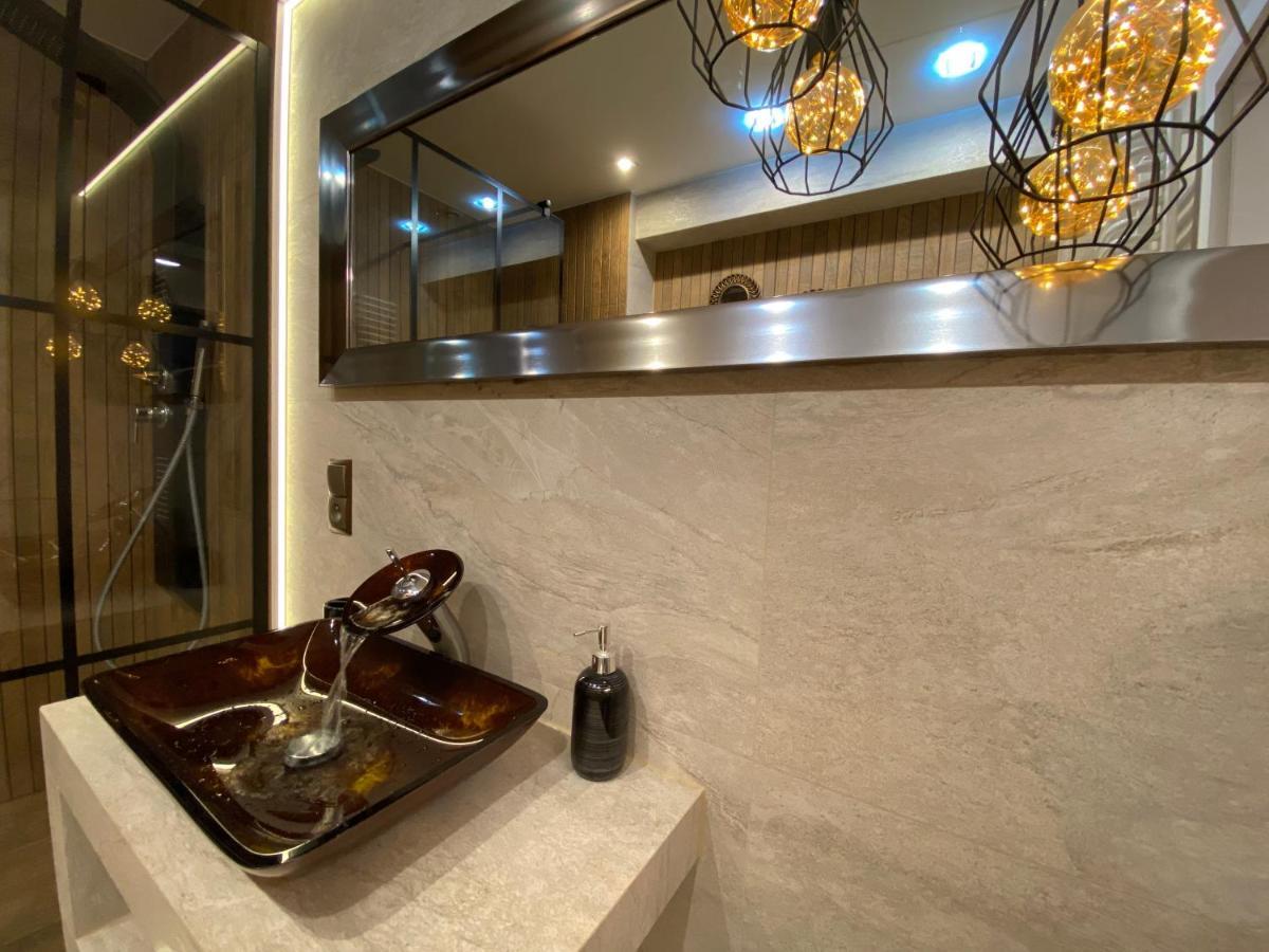 P&J Luxury Apartments Красков Екстериор снимка