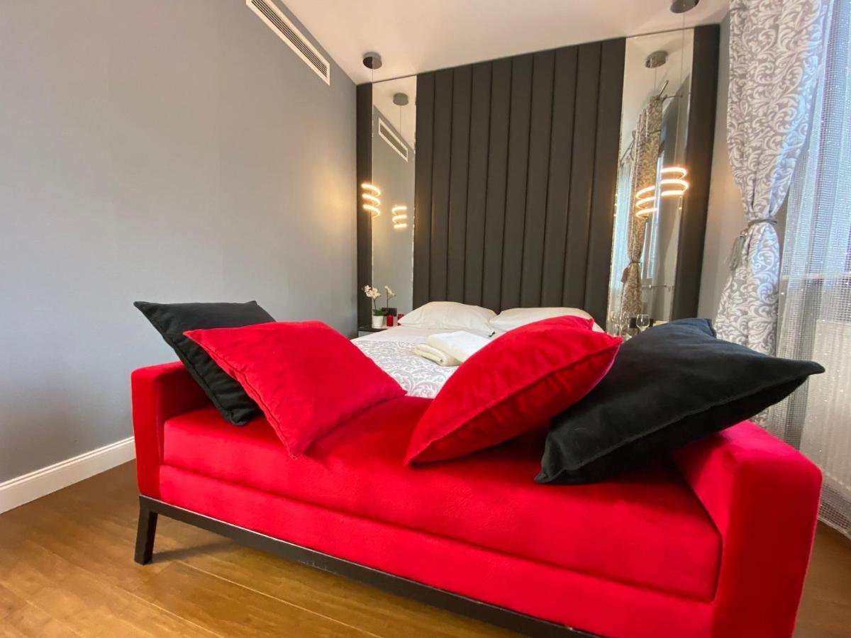 P&J Luxury Apartments Красков Екстериор снимка